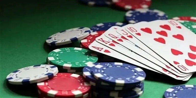 Bluff là gì và tại sao phải nhận diện bluff?